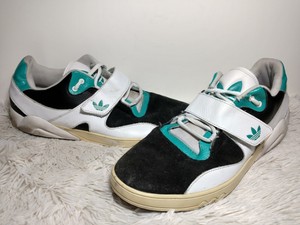 teal skate shoes