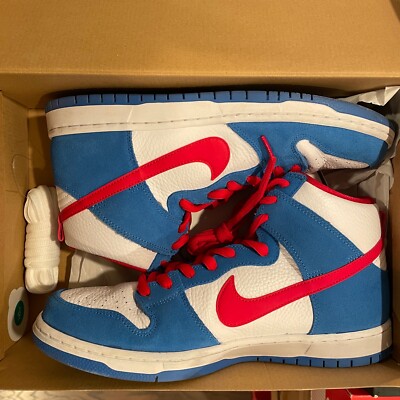nike sb dunk high pro doraemon