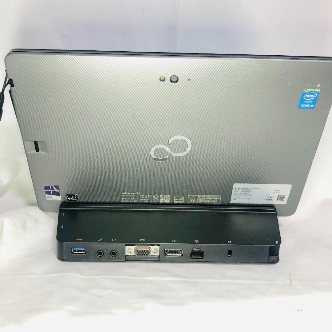 珍しい Fujitsu ARROWS 128GB SSD 4GB RAM m3-6Y30 Core Q616/P Tab Windowsタブレット本体