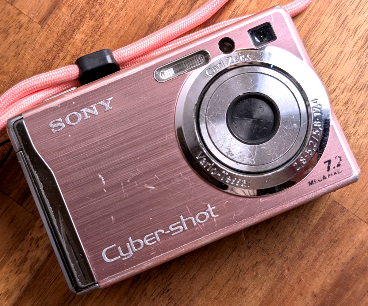 Japanese only Sony Cyber-shot DSC-W80 Digital Camera 7.2MP 3X Zoom
