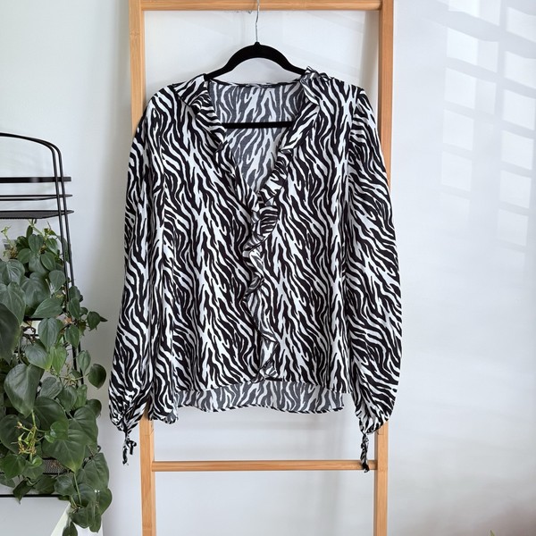 Zara Womens Blouse Top Size XL Black White Animal Print Business Work