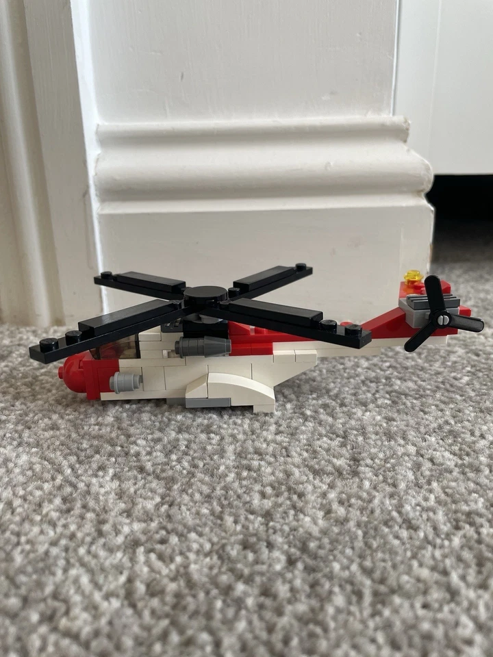 LEGO Creator 4918 Mini Flyers, photo 1 of 5