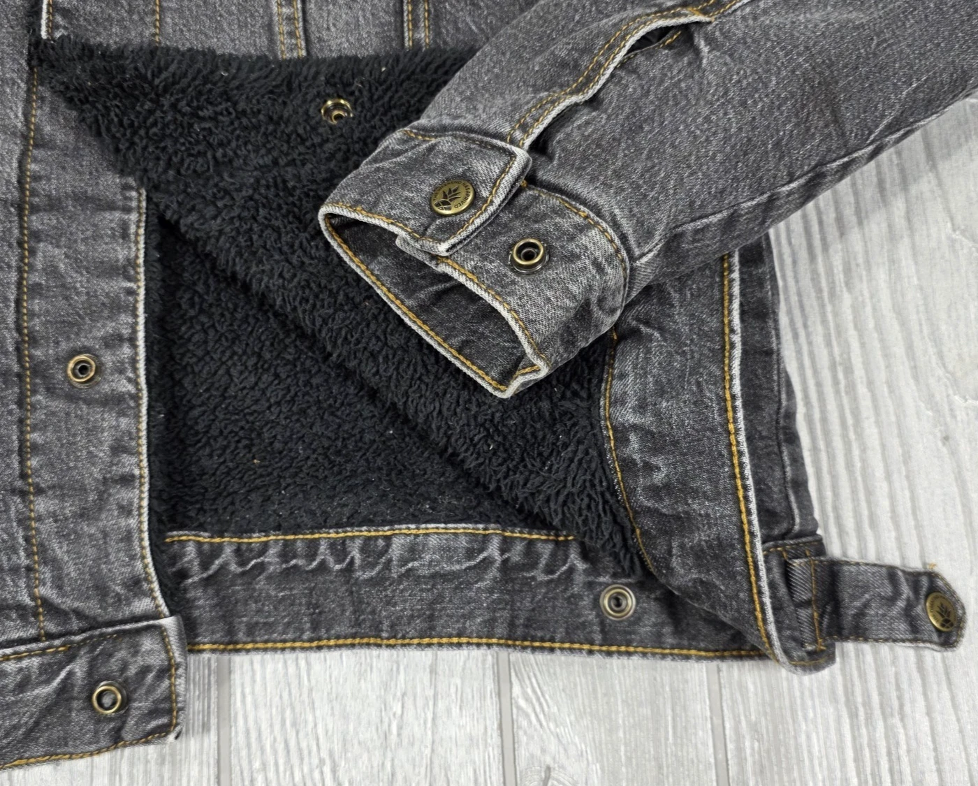 Chubbies Men's Fade Gray Denim Sherpa Black Lined Trucker Jacket Pockets Size M - product detail image 12