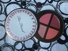 Too Faced LET IT SNOW, GIRL! 4 Shade Blush Palette * Ltd Ed HOLIDAY 2019