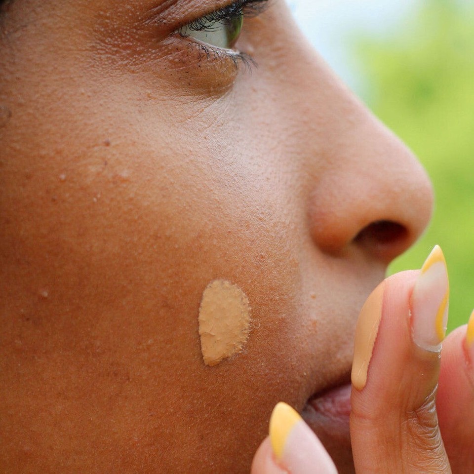 Undefined Beauty R&R Sun Serum Medium Tint Warm Undertone Spf 50++++ 1. ...