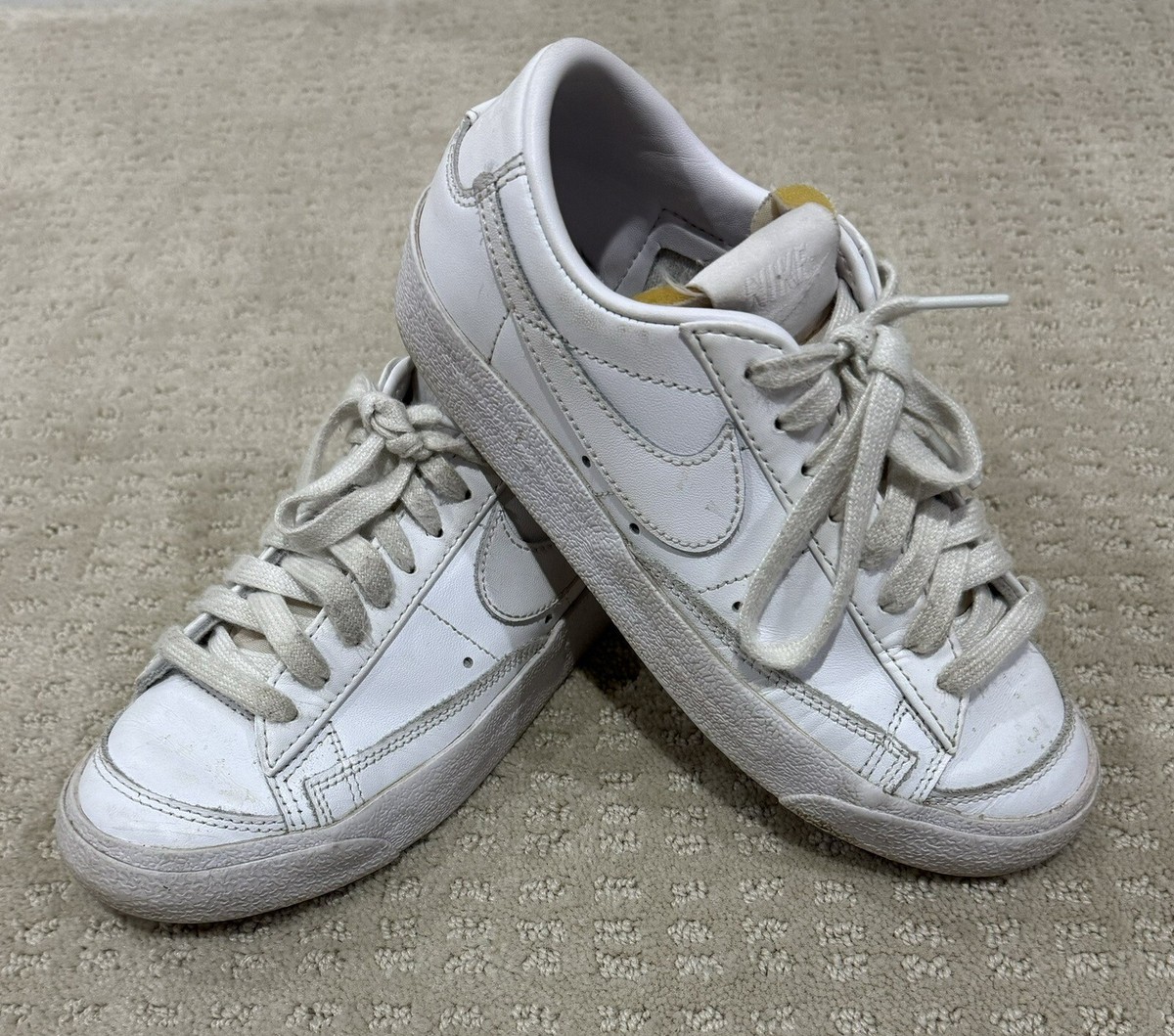 nike blazer white leather low