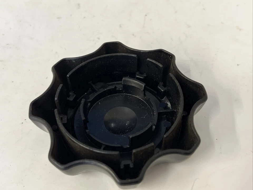 0009181026 POMO ASIENTO DELANTERO W123 240D 300D 300CD 300TD 280E 190D 190E 280TE 230E Foto 2 de 3