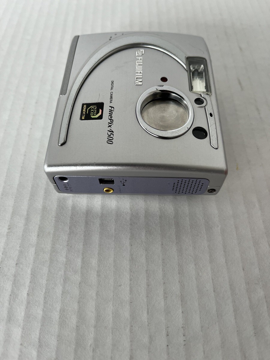 Fujifilm Finepix 4500 Super Ccd Made in Japan Fujinon Lens Fujifilm Finepix 4500 Super Ccd Made in Japan Fujinon Lens