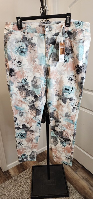 Lane Bryant Skinny Jeans New size 18