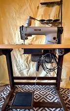 PFAFF  220 Volt Industrie-N&auml;hmaschine 461 Unter & Nadeltransport Kniehebel Lampe