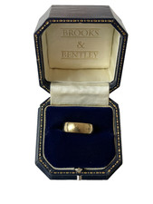 1994  Wedding Ring 9ct Gold Vintage Wedding Ring Gold Band Ring - Size S  1/2