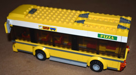 LEGO City 7641 City Corner 100% Complete with Instructions & 5 Minifigures
