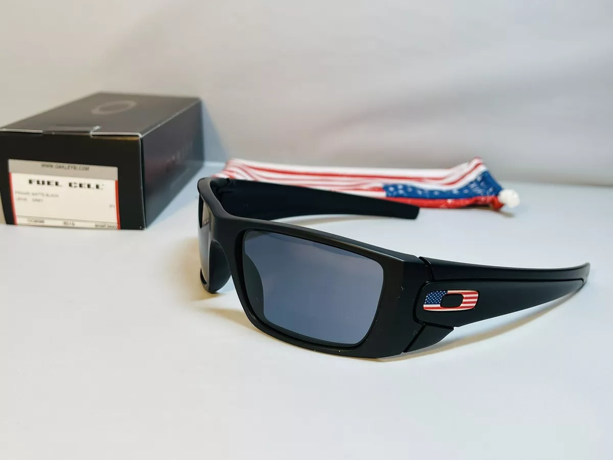 New Oakley Fuel Cell Sunglasses Black With Grey- USA Flag SI Elite Red  White Blu