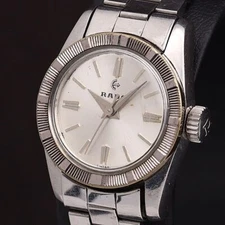 Rado Vintage Silver Watch Quartz Round Bracelet Women Swiss