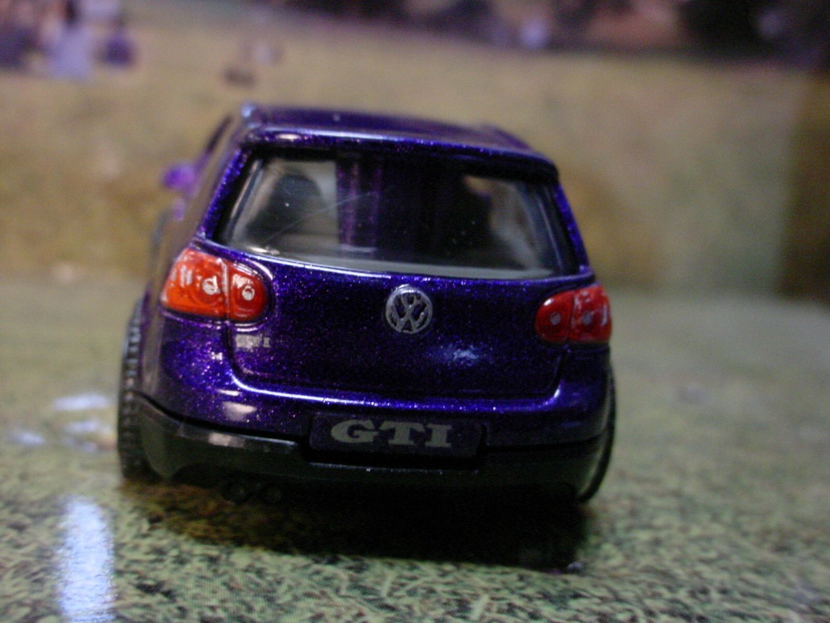 2024 VOLKSWAGEN design VW GOLF V GTi ☆metallic purple☆Matchbox