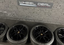 Motec nitro MCR1 rim set ZBH Porsche 996 997 991 8.5 + 11 x 19 rims winter