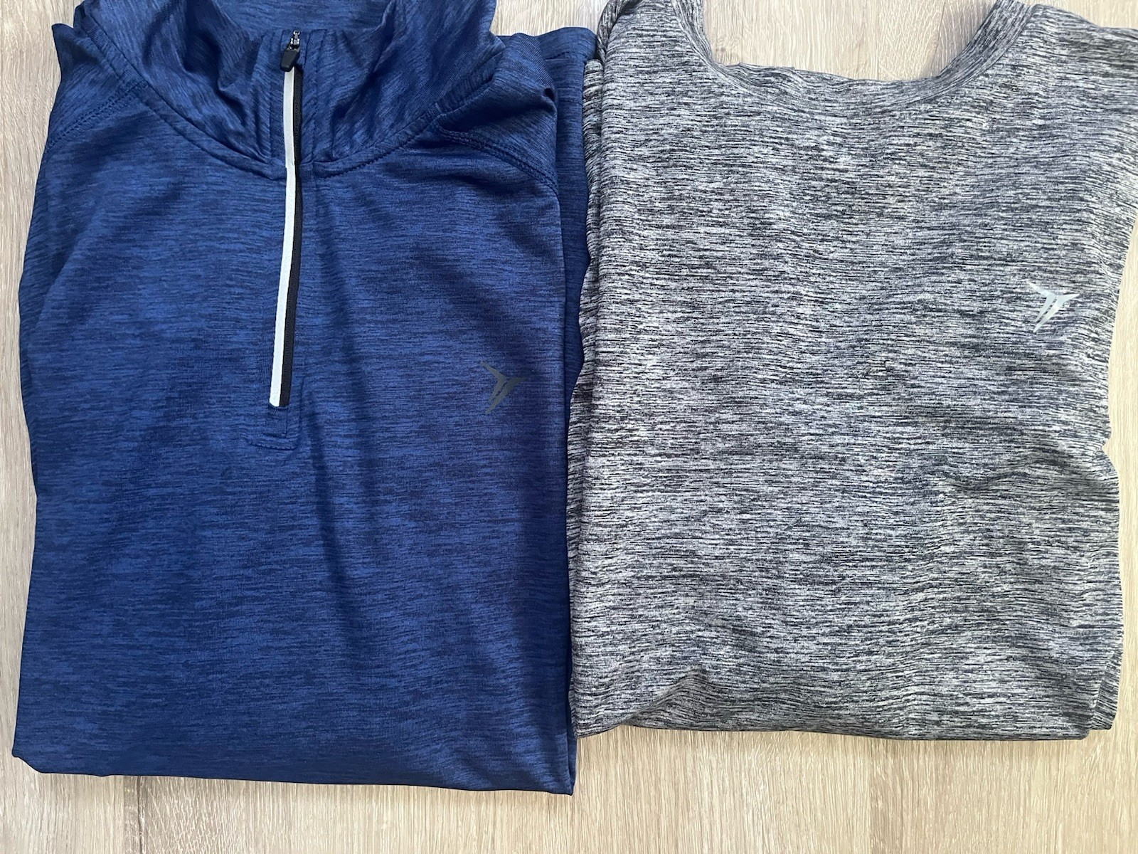 Lot of 2 Old Navy Active Wear Long Sleeve Men’s Size M Breathable Shirts