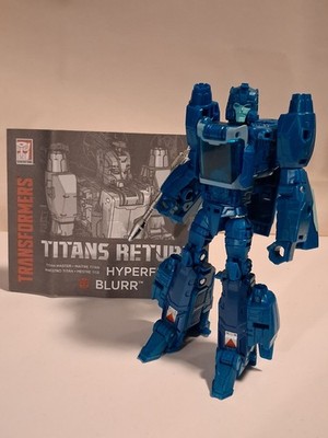Transformers Generations Titans Return deluxe class Blurr