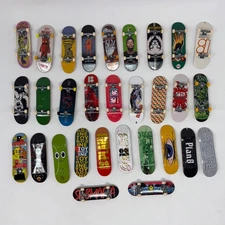 Lot Of 30 Tech Deck Boards Plan B Toy Machine Etc. Some With Wheels