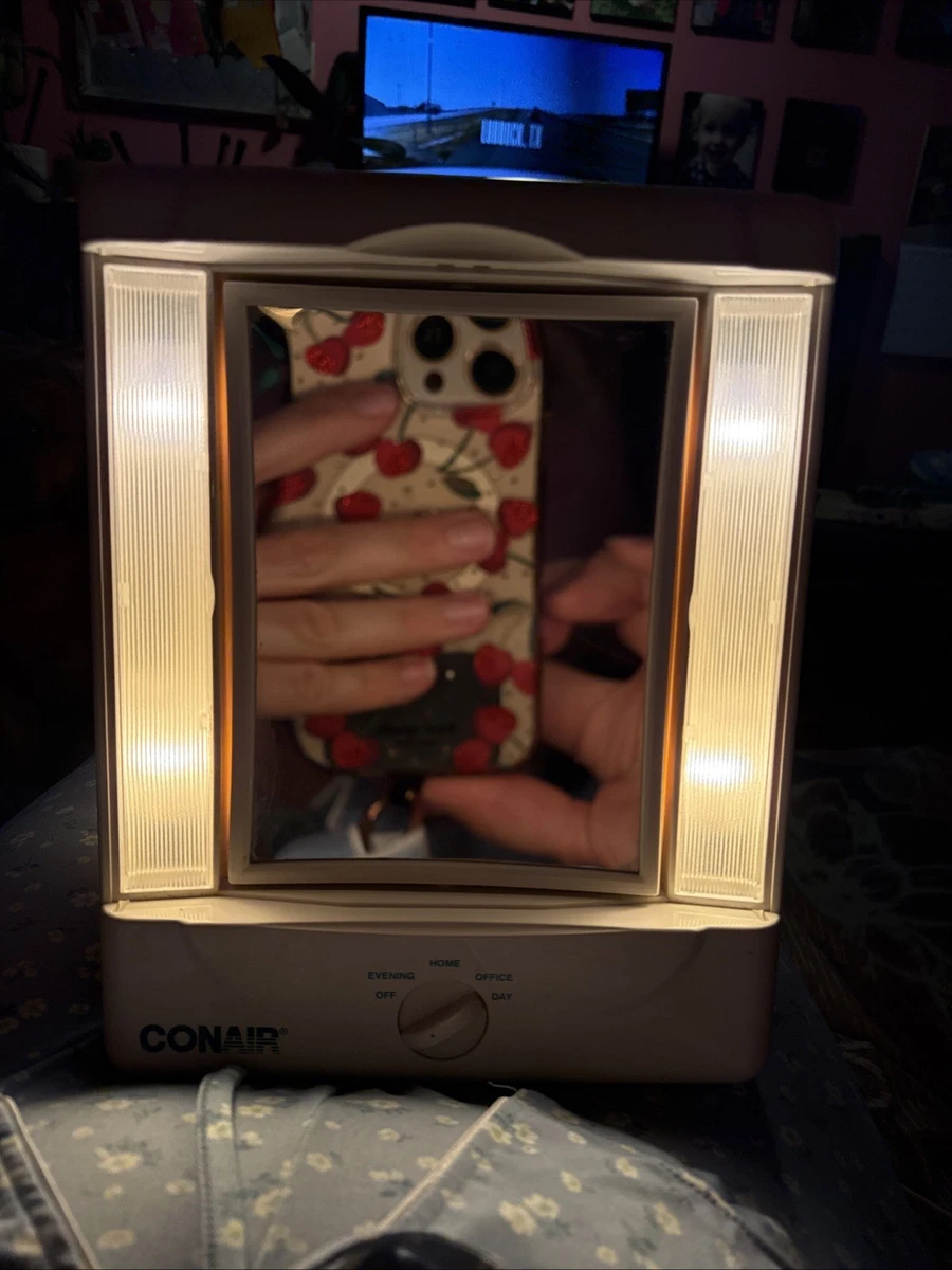 Vintage Conair Double Sided Lighted Magnifying Mirror 12 x 9.5- Works