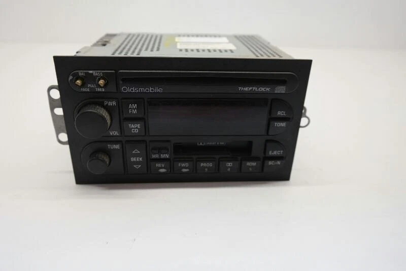 1998 1999 OLSMOBILE BRAVADA AM FM STEREO CASSETTE CD PLAYER RECEIVER OPT UP0 - Image 2 of 4