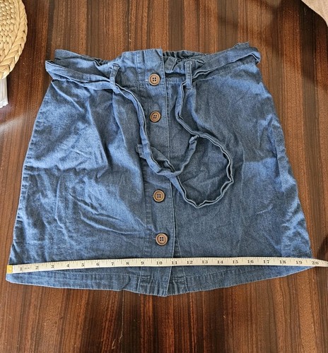 Francesca's Mi Ami Belted Denim Lightweight Button Mini Skirt XS EUC - Picture 7 of 11