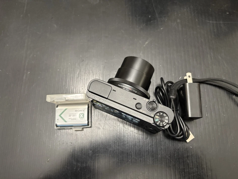 Sony Cyber-shot DSC-RX100 20.2MP Compact Digital Camera - Black - Image 4 of 4