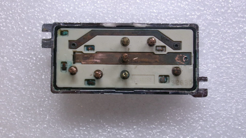 1979  1985  Cadillac  Eldorado Power Seat Switch Wire Connector Pigtail Plug Foto 2 de 4