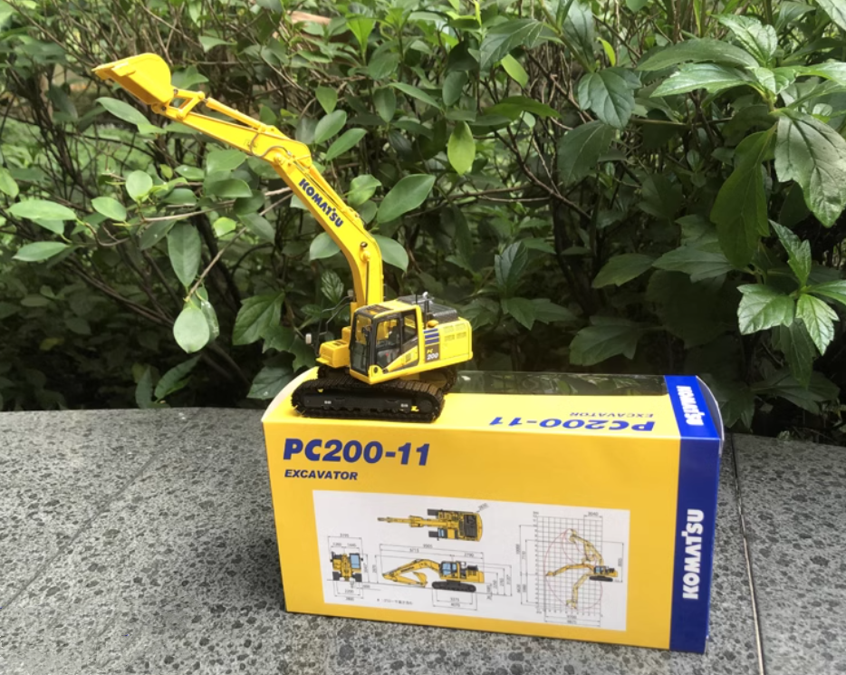 1:50 KOMATSU PC200-11 Excavator Construction Machine Equipment