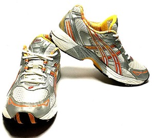 asics gel enhance ultra