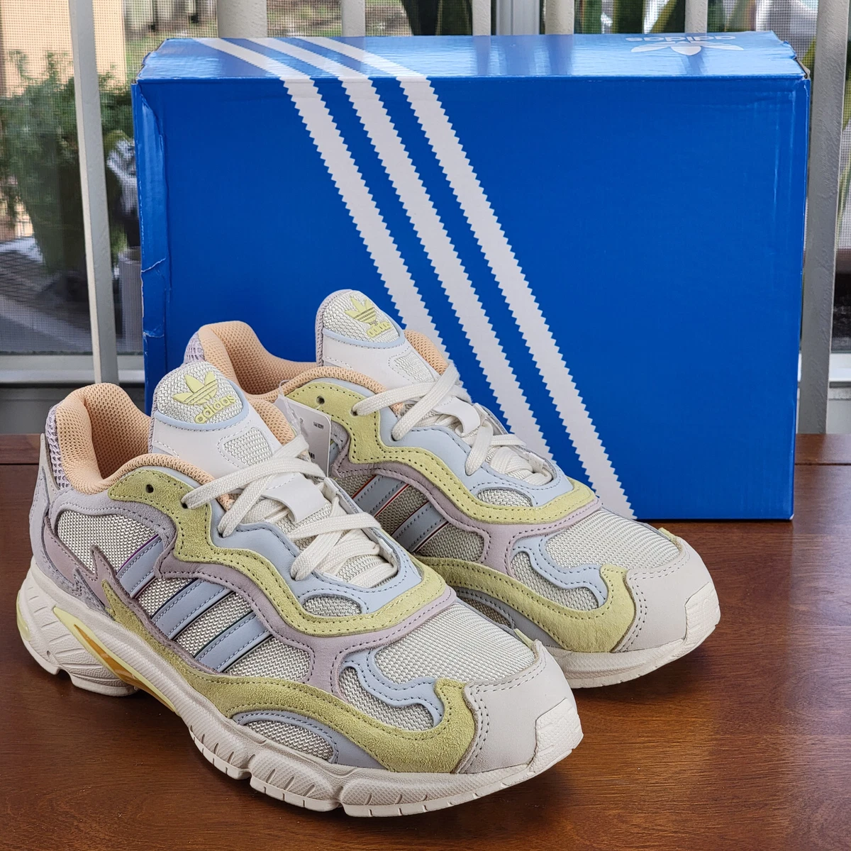 ? Adidas Temper‎ Run Pride Sneakers Men’s 8.5 Rainbow Accent Grand Court  main image 3