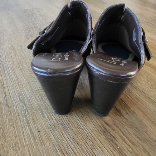 Zuecos de tacón BORN CONCEPT B.O.C para mujer talla 6 marrón con hebilla tachonada occidental - Imagen 8 de 13