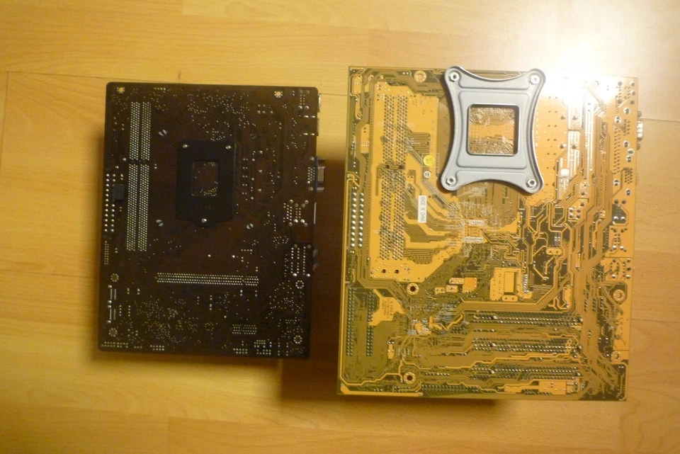 Bundle ASUS + AVC Mainboard in gutem Zustand -gebraucht- Privatverkauf - Bild 4 von 4