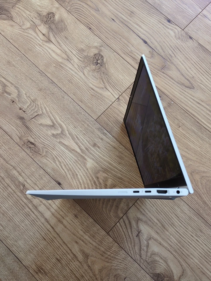 HP Elitebook 840 G8 i5 1145G7 2.6GHz 8GB RAM 256GB SSD 14.1" FHD 11th Gen 5753 - Image 3 of 4