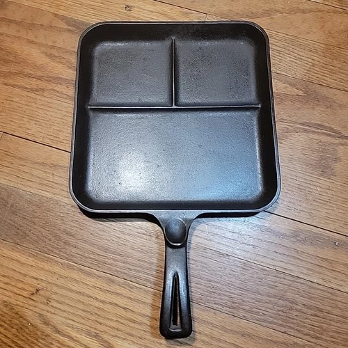 VTG Wagner Ware Cast Iron Sidney Bacon and Egg Breakfast Skillet 1101 Square