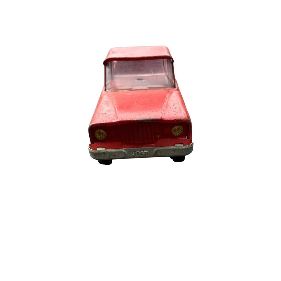 Camioneta pickup Jeep Tonka roja vintage años 60 acero prensado hecha en EE. UU. Foto 3 de 4