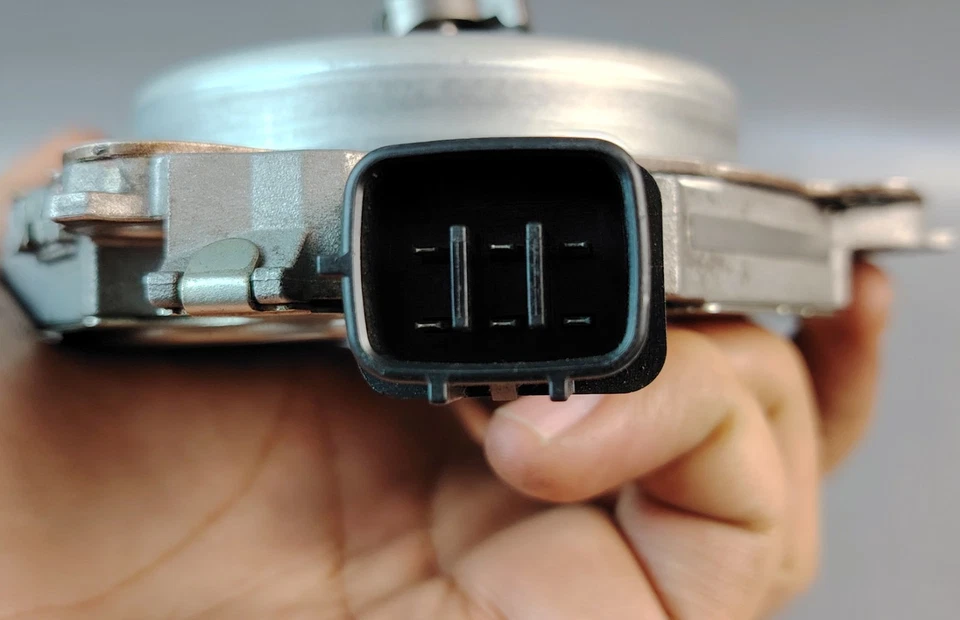 2018-2022 TOYOTA / LEXUS CAMRY COROLLA RAV4 VVTI SOLENOID ACTUATOR ASSEMBLY - Image 3 of 4