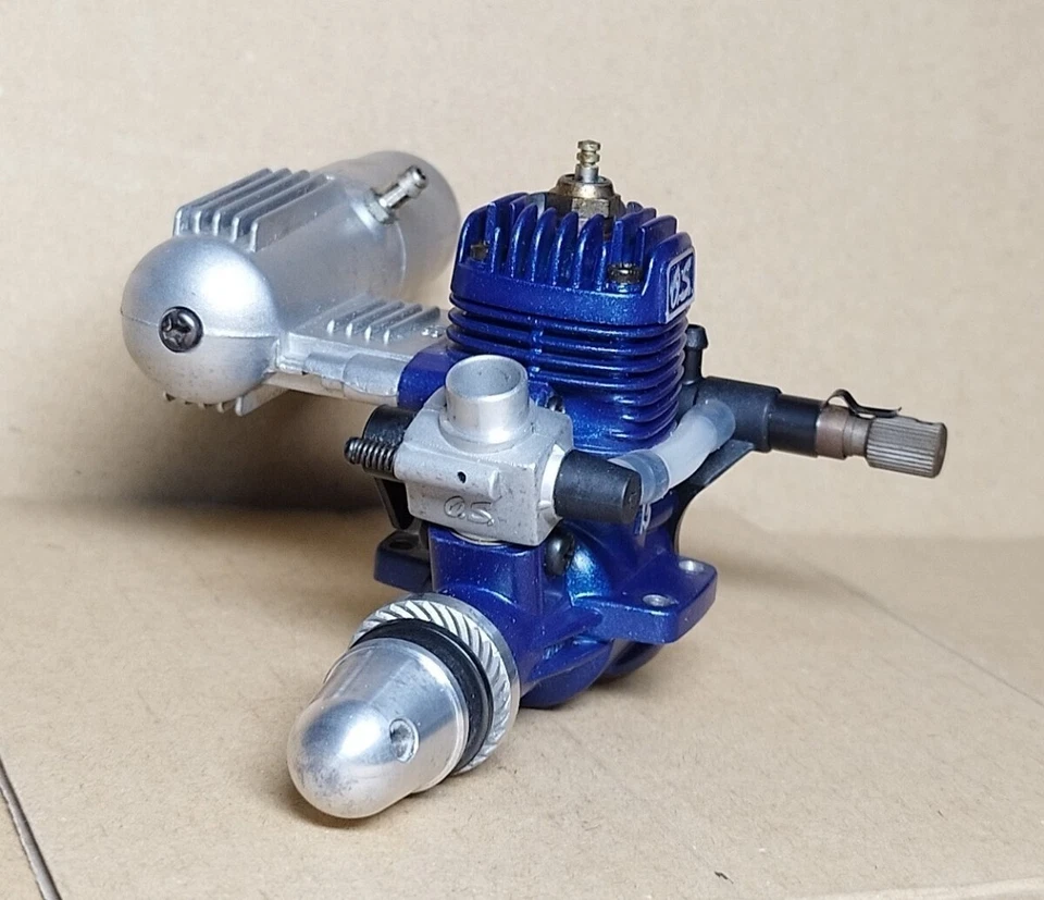 O.S. MAX-15LA blau 2,49cc 2-Takt Glühmotor mit Schalldämpfer für RC Flugzeug, f/s