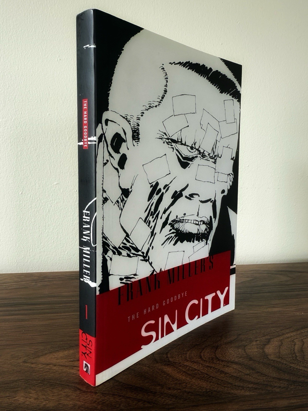 Frank Miller's Sin City #1 The Hard Goodbye (Dark Horse Comics September 2010)