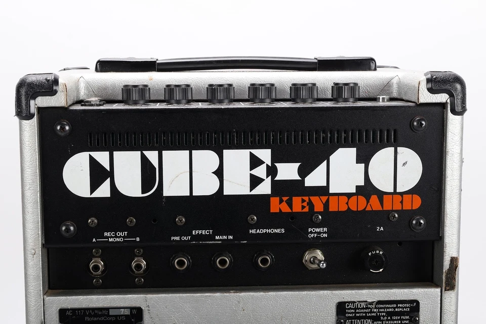 Roland CK-40 Cube-40 Keyboard 75 Watt Keyboard Amplifier - Fair Condition - Image 3 of 4