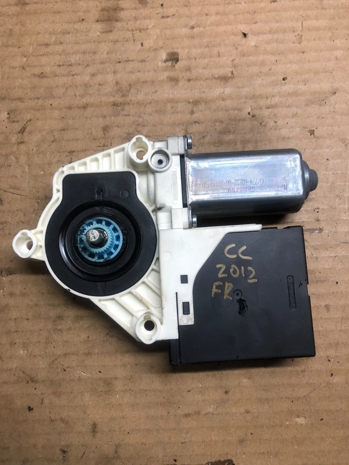 2009-2016  Volkswagen PASSAT CC  Front RIGHT Window Regulator Motor  3C0959792C - Image 4 of 4