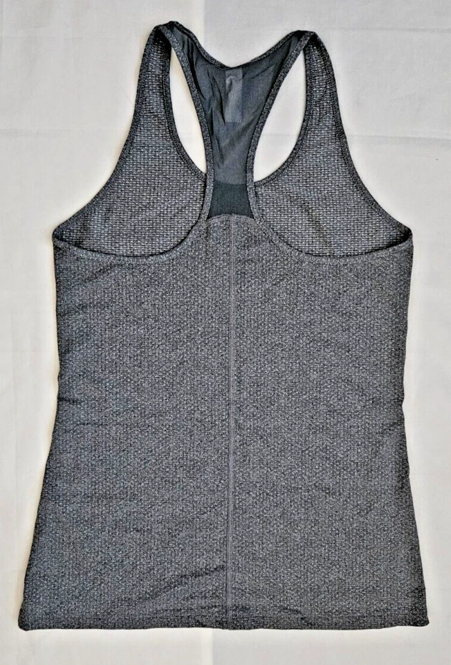 Camiseta sin mangas Under Amour Heat Gear para mujer gris talla XS excelente estado Foto 3 de 3