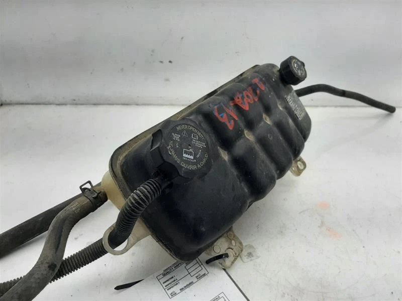 Depósito de refrigerante con opción híbrida Opt M99 08-13 Chevrolet Tahoe 22797287 Foto 4 de 4