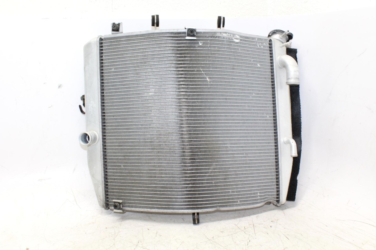 2010 Kawasaki Ninja Zx10r Zx1000f Engine Radiator Motor Cooler