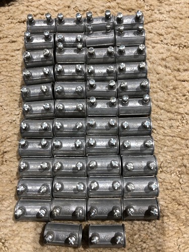 Lot of 46 ~ Thomas & Betts Steel City SC Set Screw Couplings TK221  TK-221