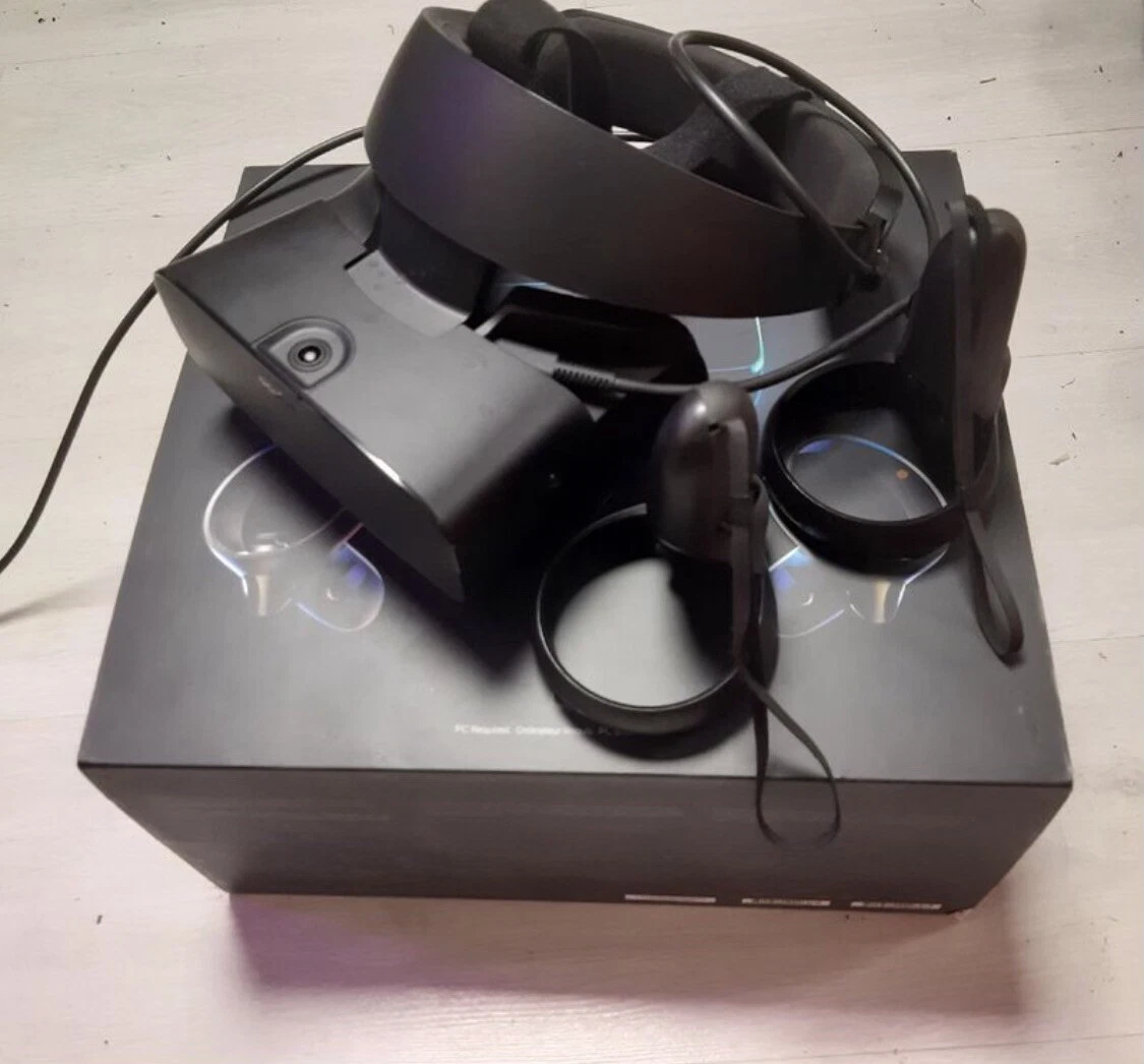 Casque de réalité virtuelle Oculus Rift - Pour PC 