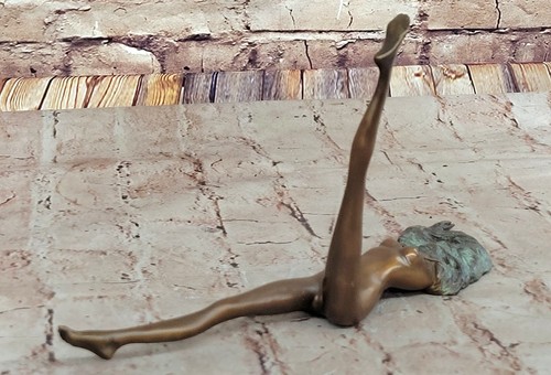 Erotic Nude Female Bronze Statue Sensual Hot Cast Sculpture Contemporary Figure - Picture 5 of 10