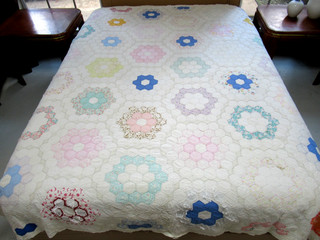 FOR MATERIAL Much Washed Many Damaged Blocks Feed Sack FLOWER GARDEN Quilt