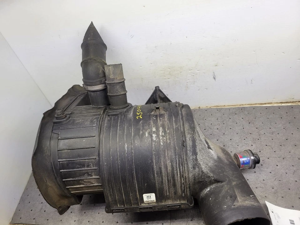 Purificador de aire 6,6 L compatible con camioneta Sierra 2500 07-10 1695551 Foto 2 de 4