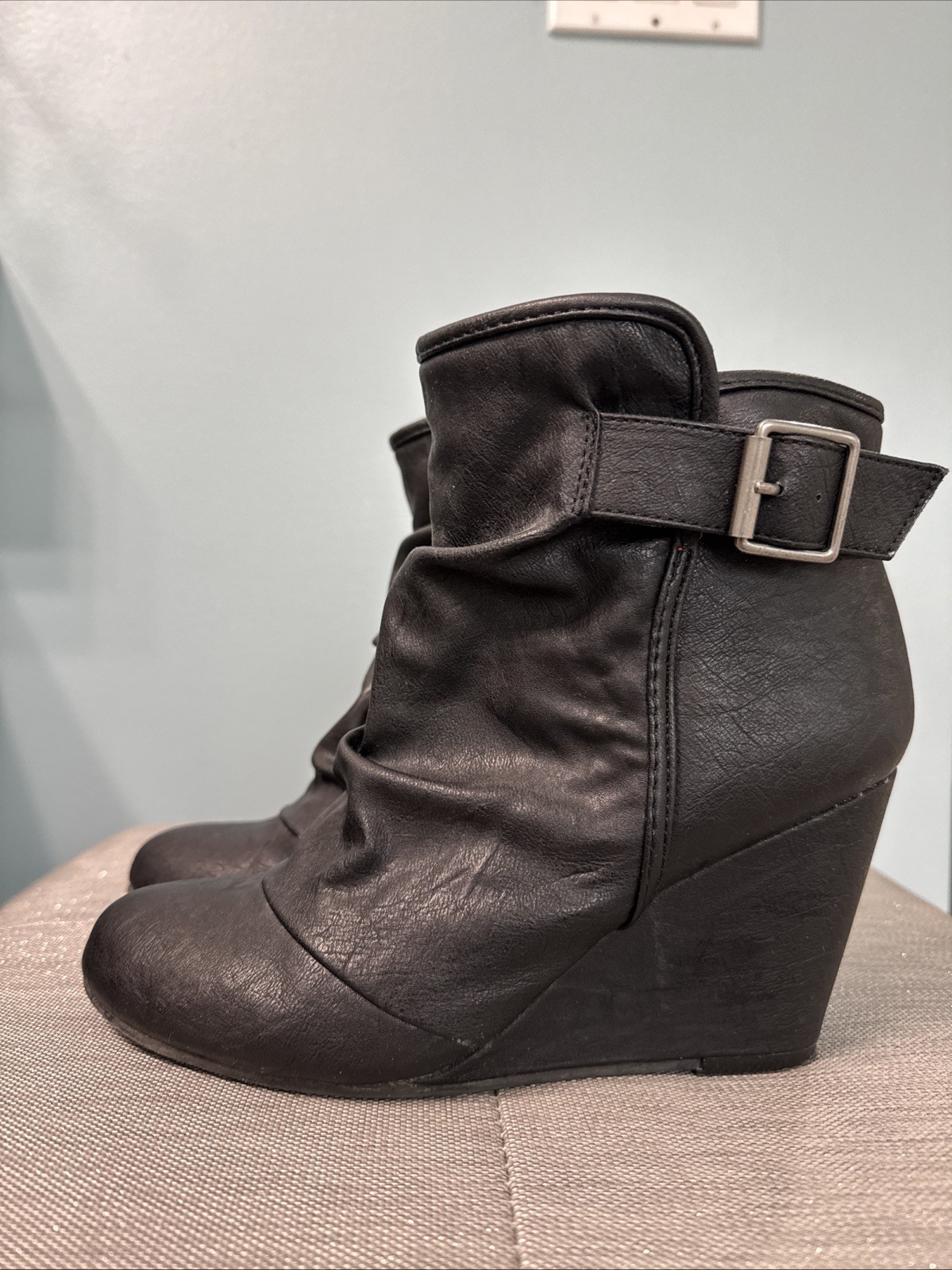 Madden Girl Black Wedge Slouch Boots Slip On Women’s 8 Casual Shoes Bootie